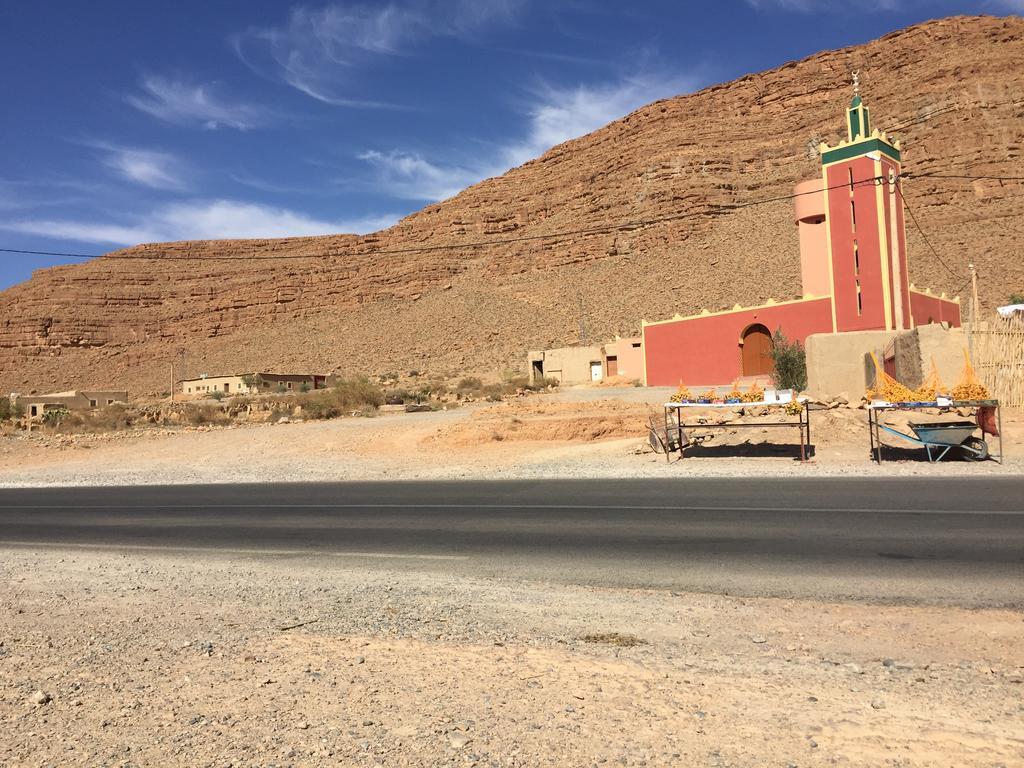 Gite D'Etape Traditionnel Berbere Ifri Exterior foto